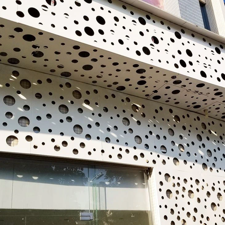 Habillage de façade en aluminium