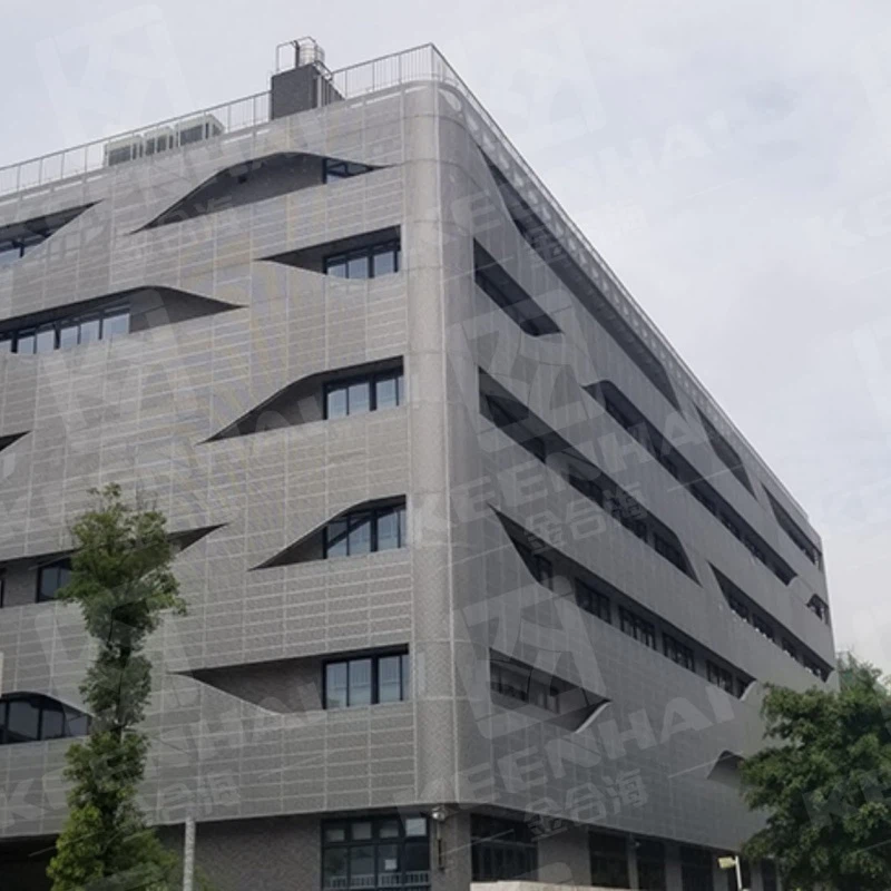 Mur extérieur en métal perforé en aluminium